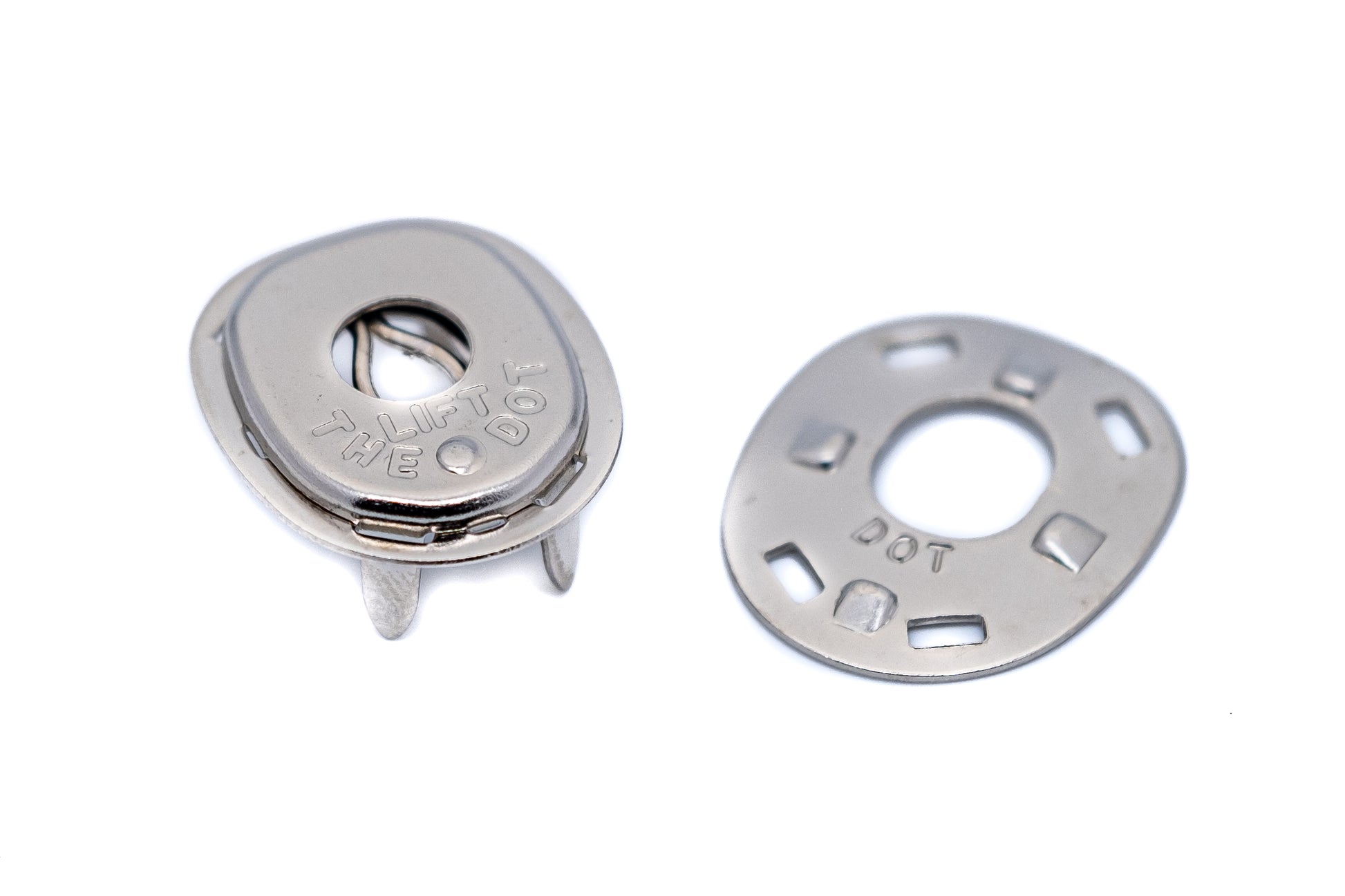 Lift the dot socket and plate fastener