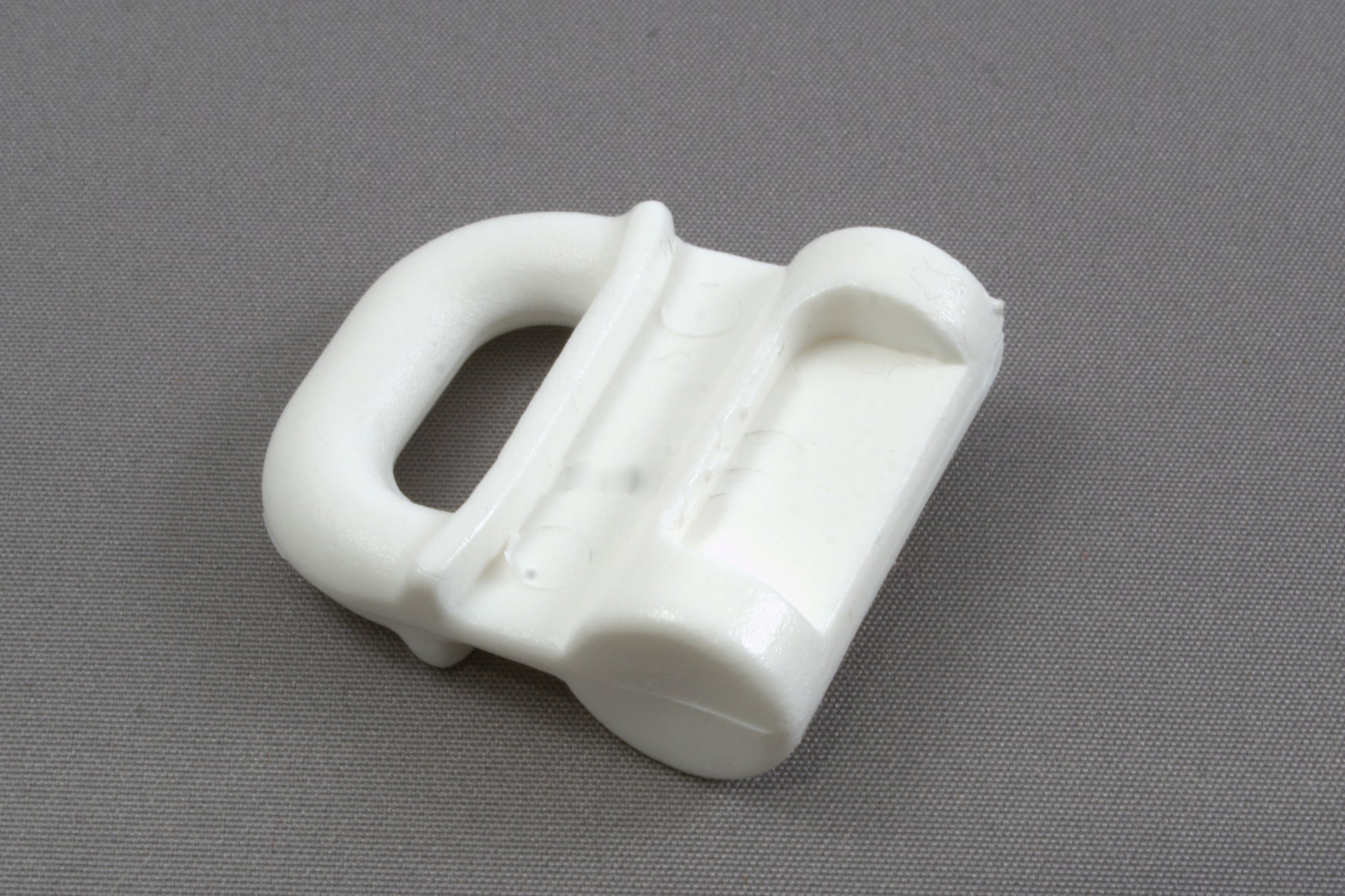 Low friction sail slide slug white plastic