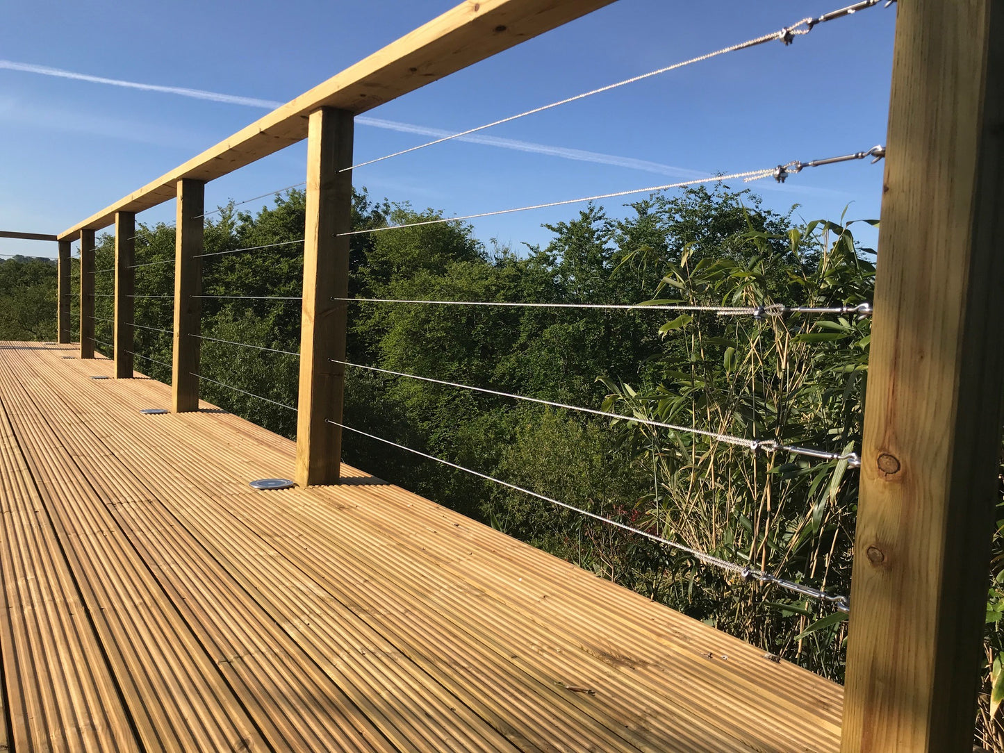 Wire balustrade stainless steel wire clamp decking patio area